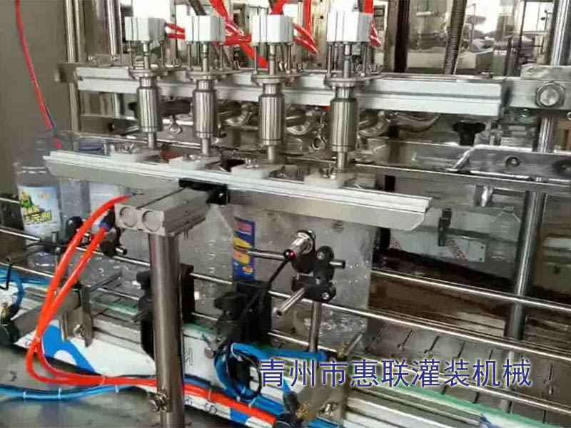 玻璃水灌裝機(jī) 玻璃水灌裝機(jī)